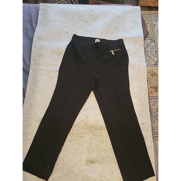 11 Women's Sz Med Clothing Items Mixed Styles & Brands For 1 Low Price *READ - Picture 10 of 16